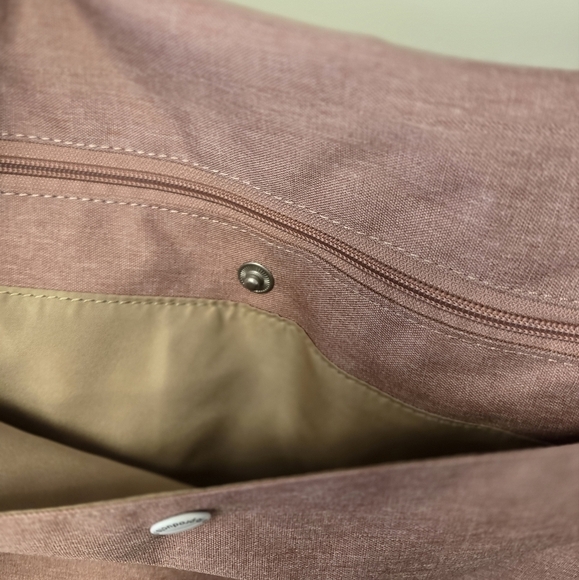 Annelo 2-way foldable shoulder bag Nude Pink - Picture 10 of 14